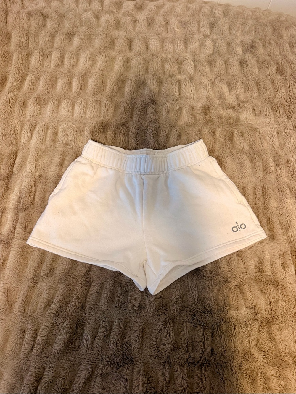 ALO Yoga Accolade Short